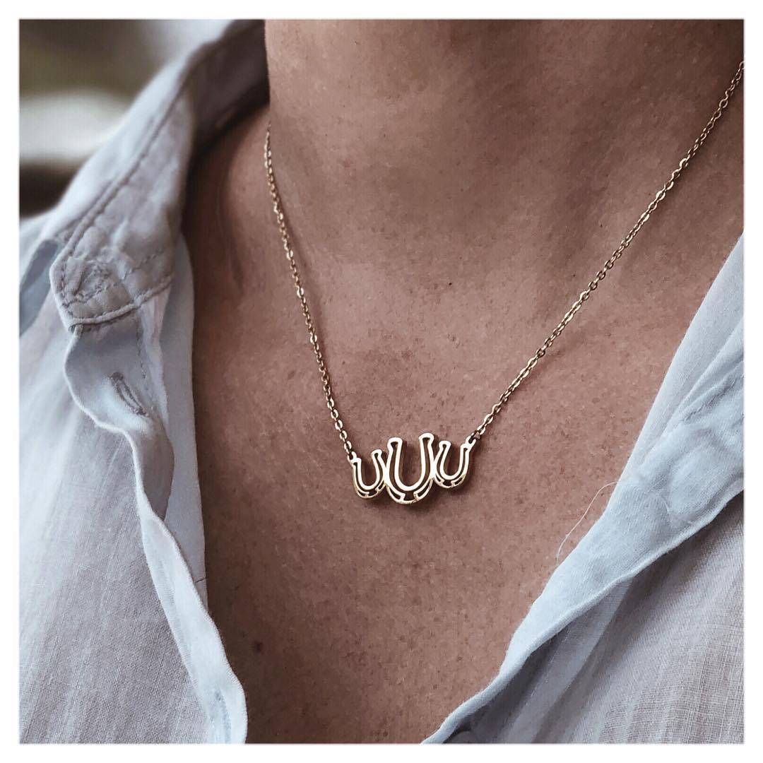 Horseshoe necklace - Ponytail & Co