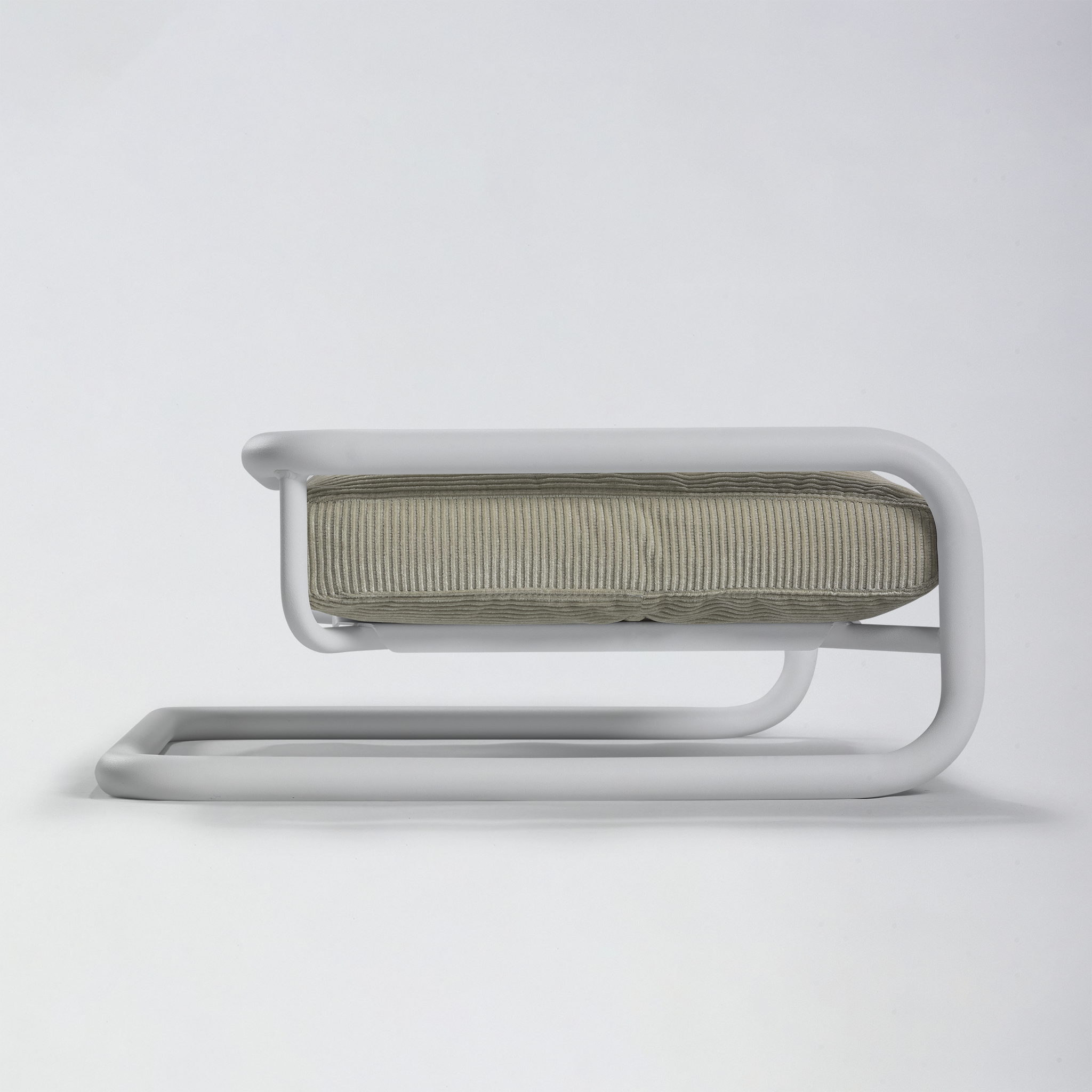 Design Hundebett Freischwinger Stil mit Cordstoff