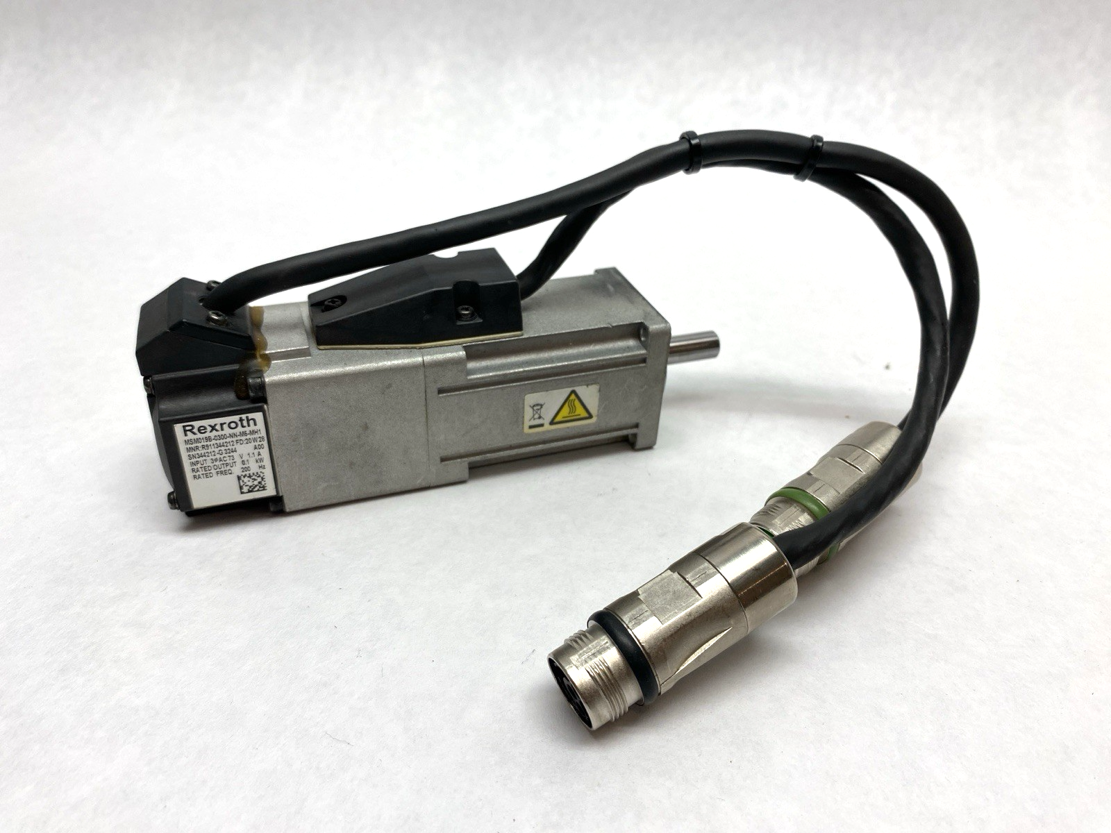 R911344212 | Rexroth FD:20 W 28 MSM019B-0300-NN-M5-MH1 Servo Motor - Used - Maverick Industrial Sales