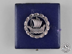 germany,_ss._a_ss-_issued_patriotic_badge_by_otto_gahr,_with_case_c18-036224