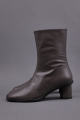 Grada ankle boot in nappa charcoal