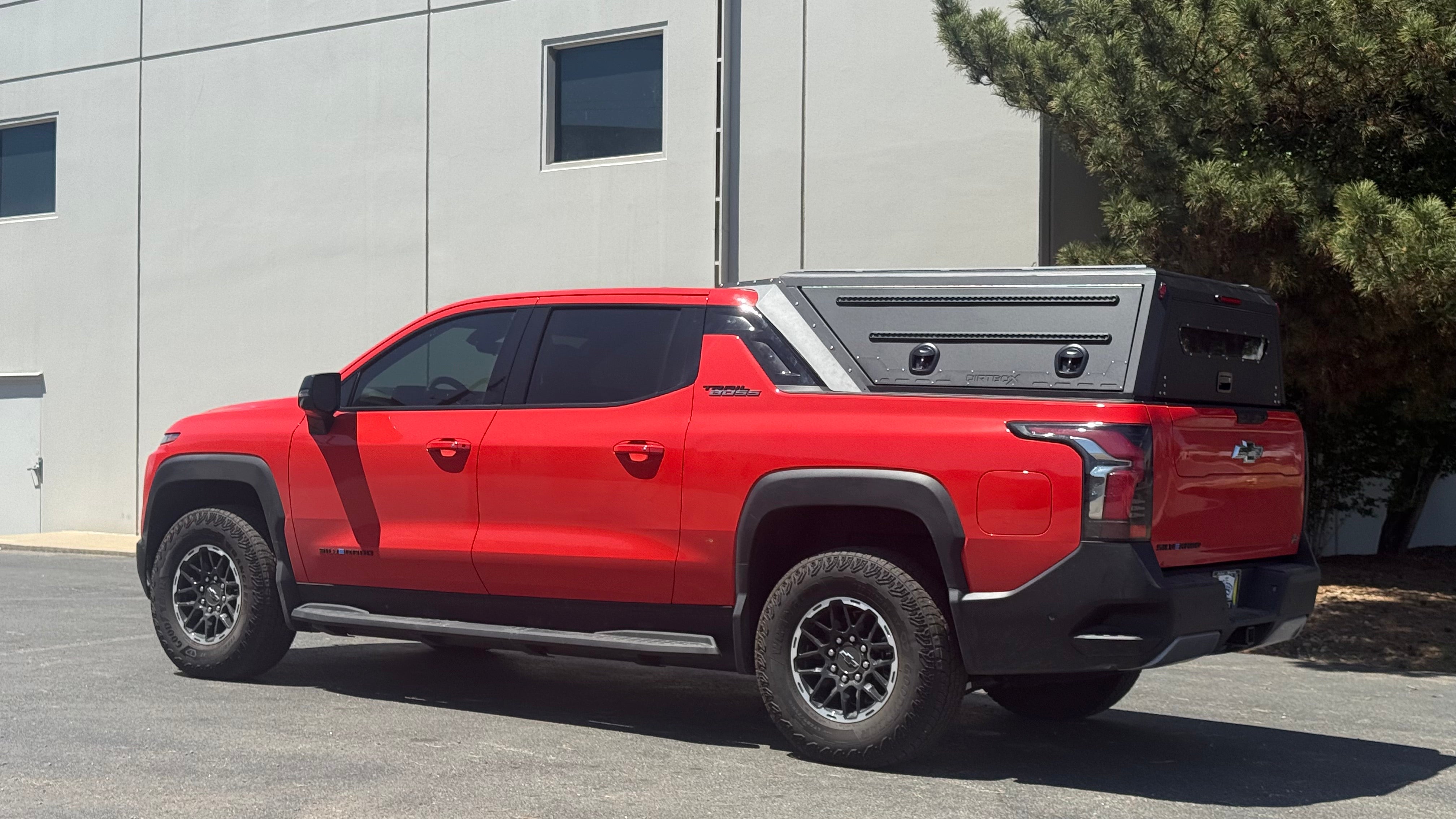 Chevrolet Silverado EV & GMC Sierra EV Truck Topper
