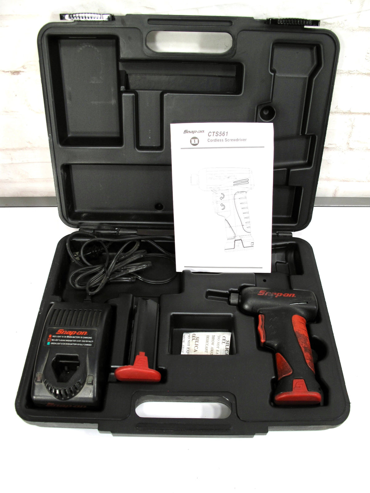 Snap On CTS561 1/4” impact Screwdriver 7.2V with Charger