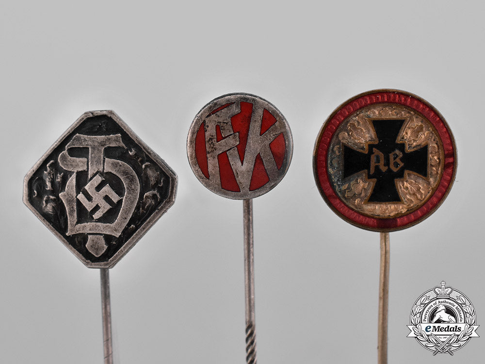 germany,_third_reich._a_group_of_third_reich_period_stick_pins_c18-035626