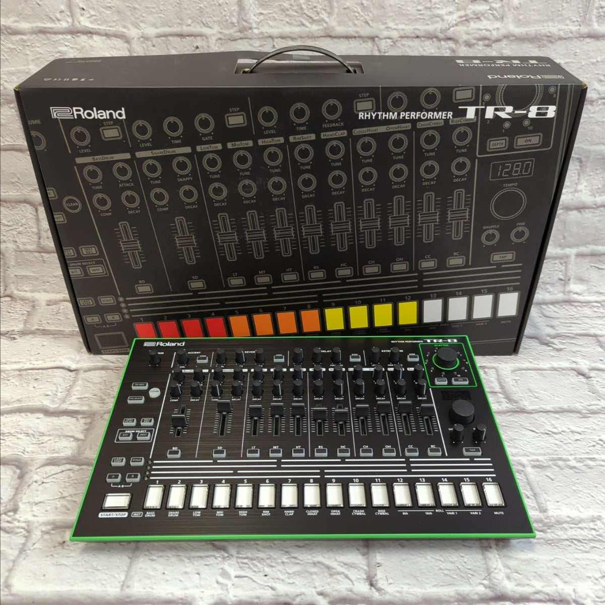 Roland TR-8 Aira Rhythm Performer Drum Machine
